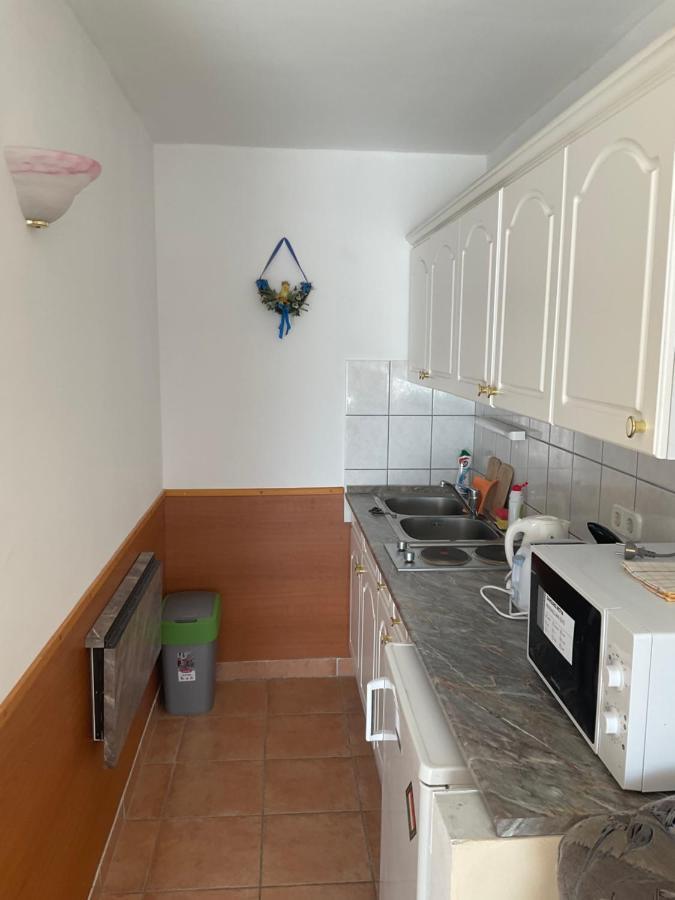 Arany Apartmanhaz Zalagyoengye ซาลาคาโรส ภายนอก รูปภาพ